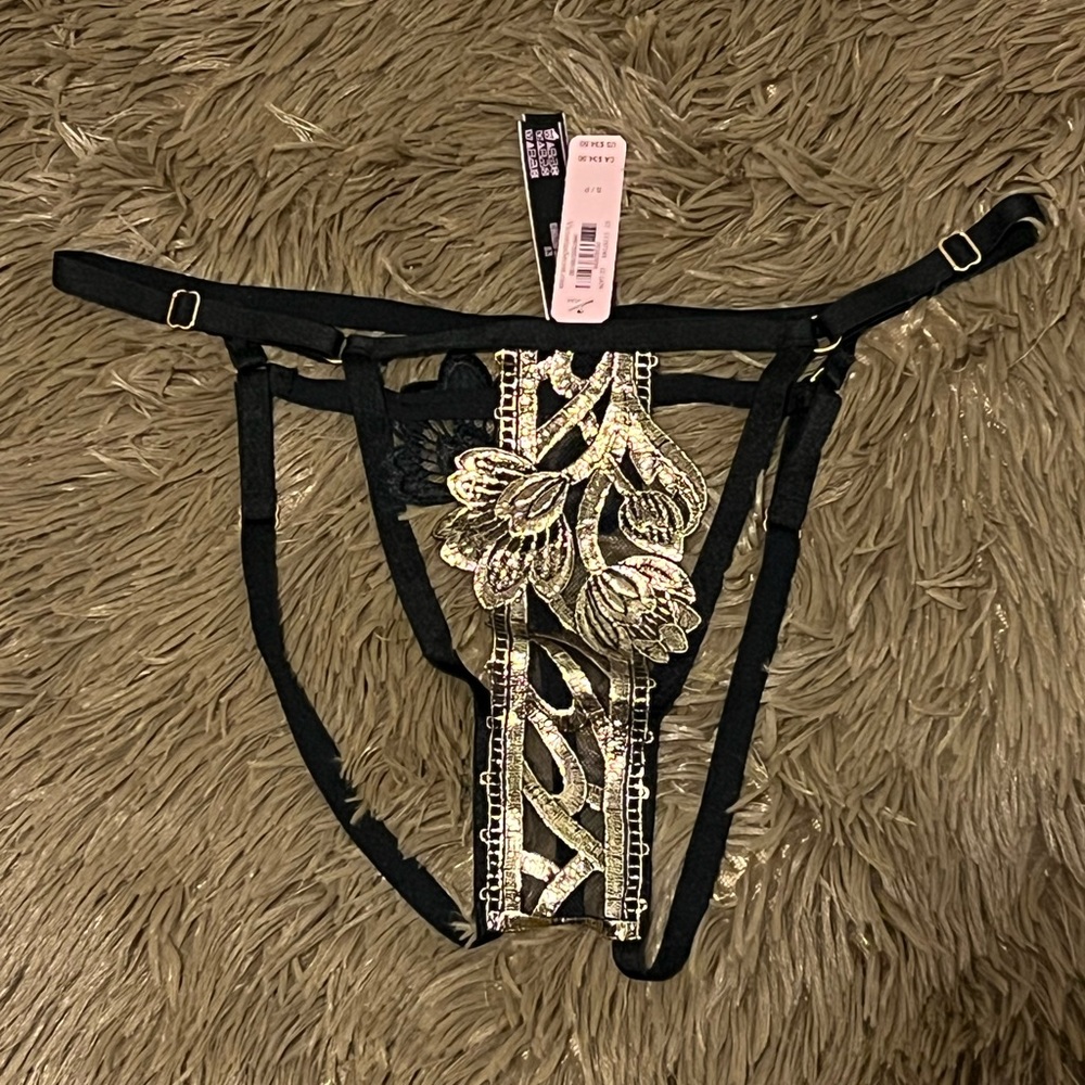 Victoria’s Secret very sexy band of lovers bikini underwear